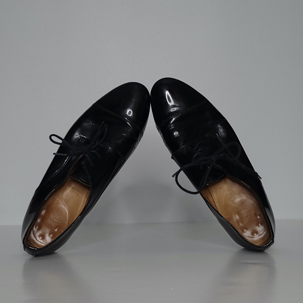 *** SOLD *** Galerie Lafayette Black Patent Leather Oxfords - Picture 5 of 9